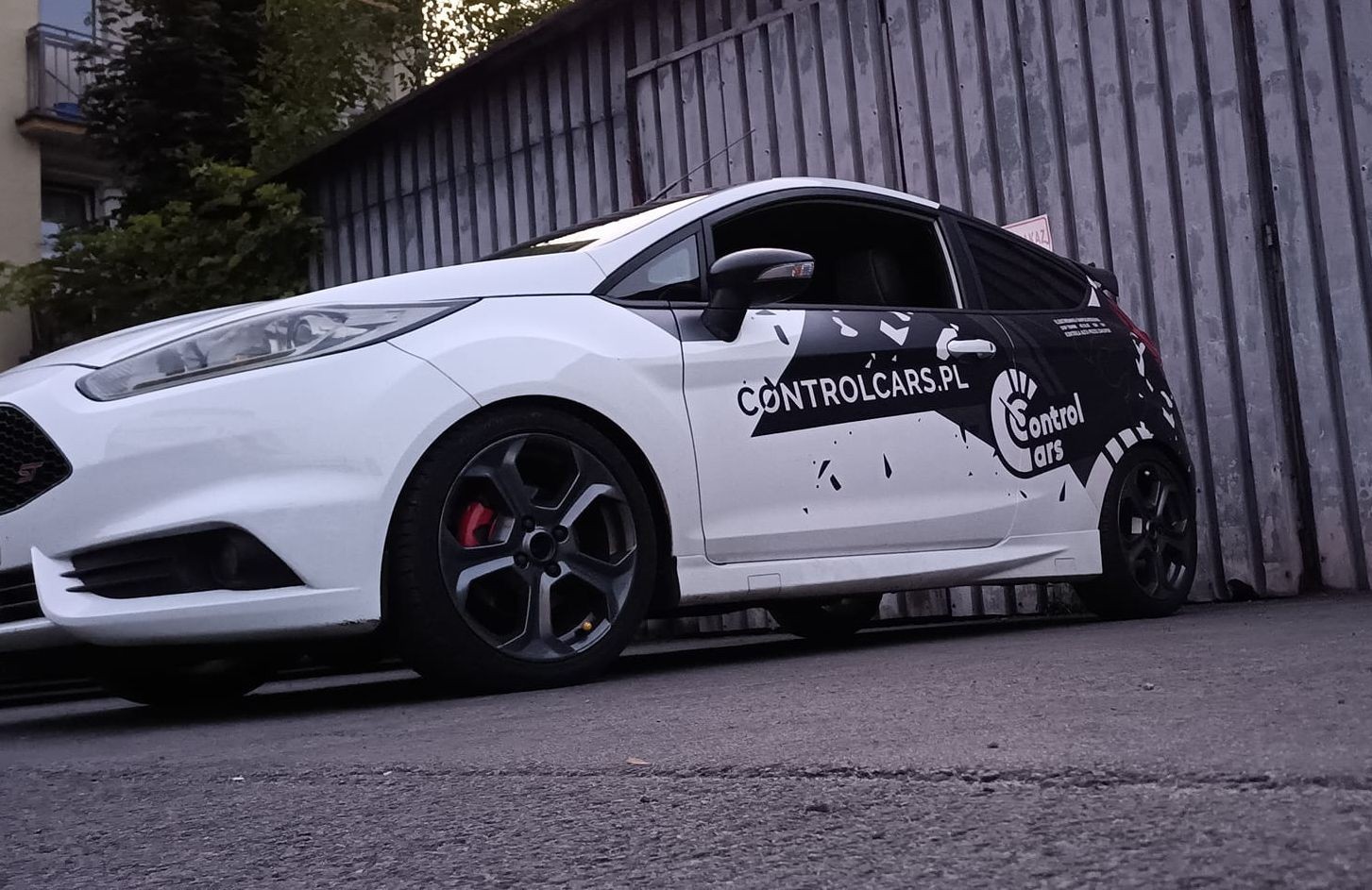 dlaczego my control cars